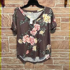 Women’s Floral top M Maurice’s 24/7
